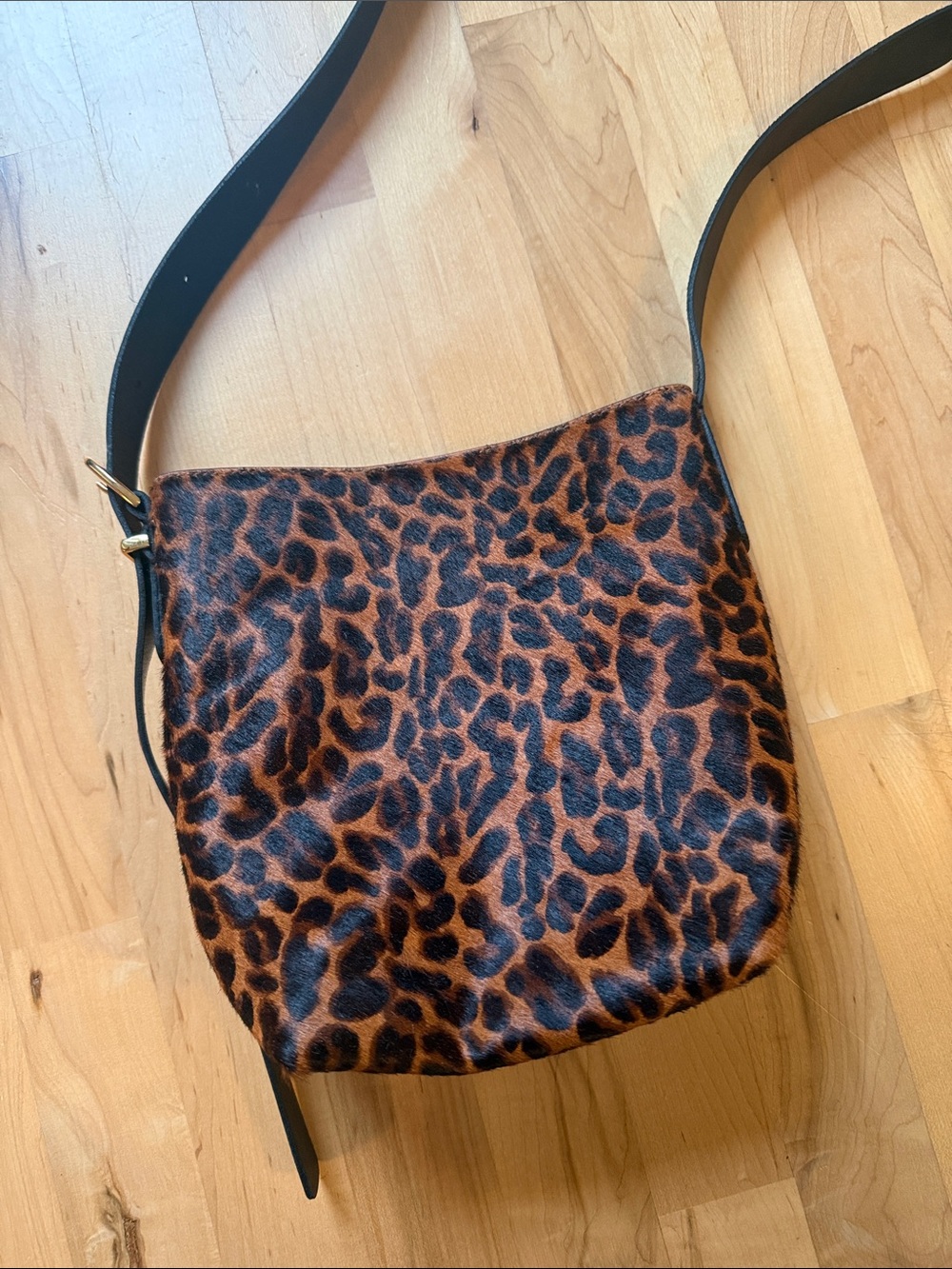 Madewell Leopard-Print Crossbody shoulder fur bucket bag